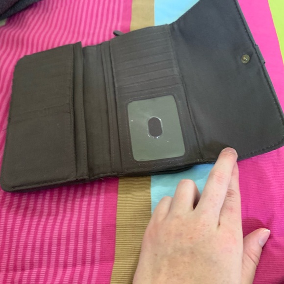 Grey wallet, silver clutch - Picture 3 of 4